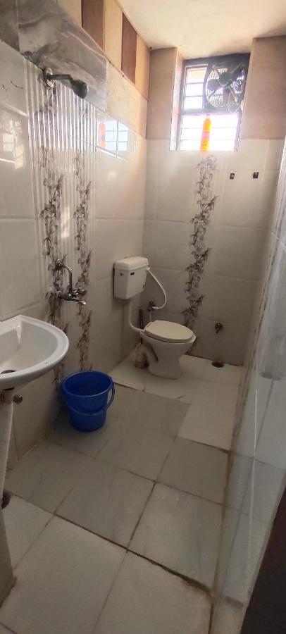 Radha Madhav Apartman Vrindávan Kültér fotó